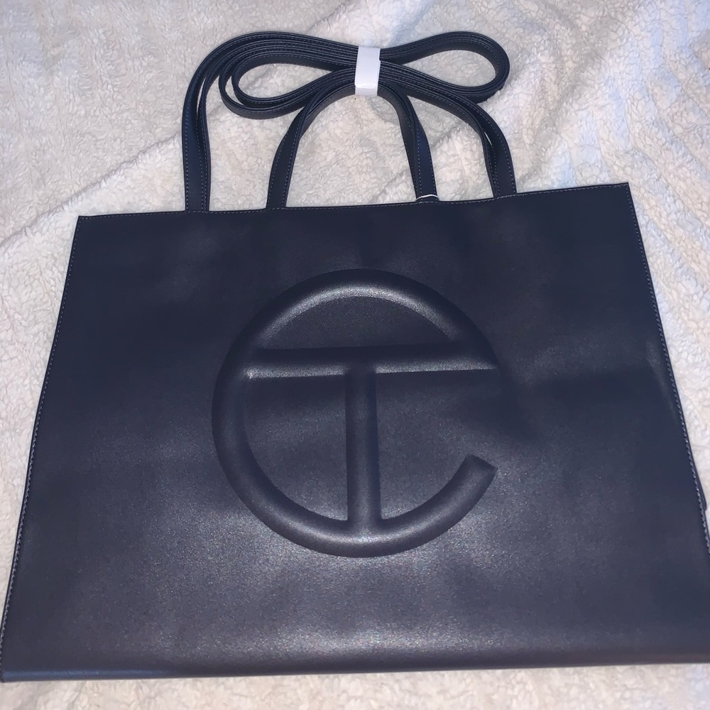 Brand new with tags LARGE navy Telfar bag! Navy